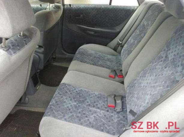 1999' Mazda 323 photo #4