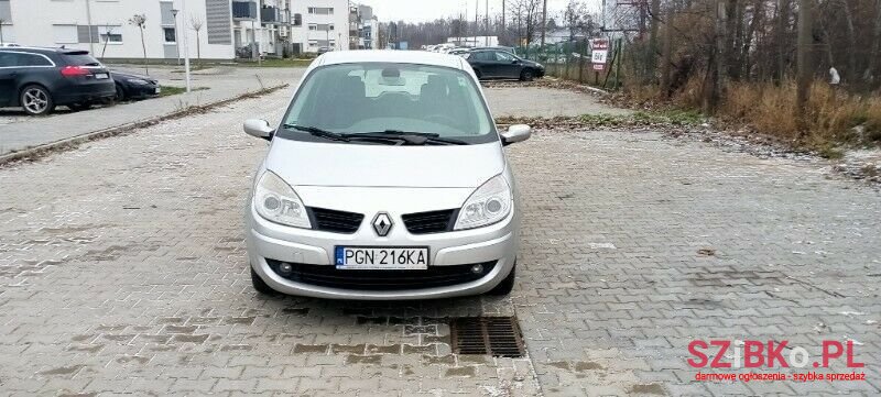 2008' Renault Scenic photo #1