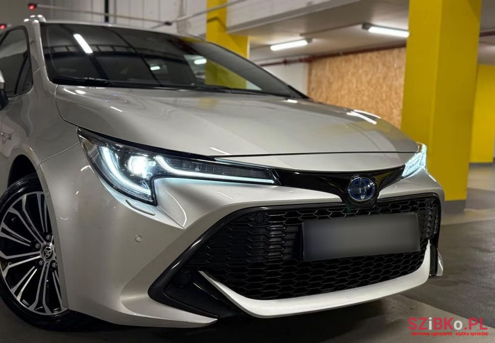 2020' Toyota Corolla 1.8 Hybrid Club photo #4
