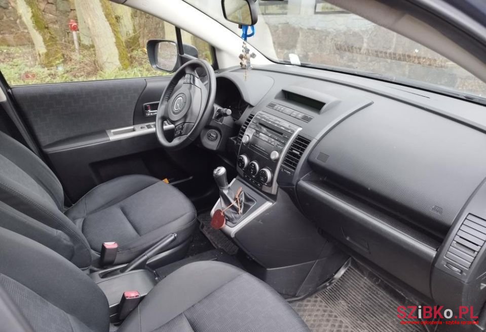 2008' Mazda 5 photo #5