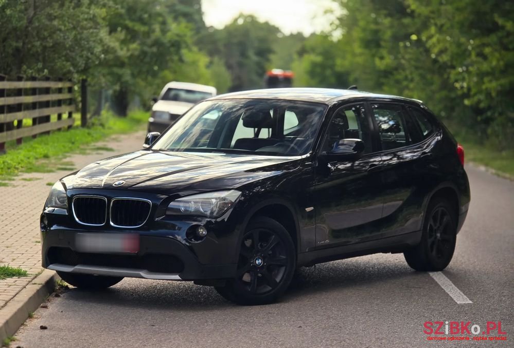 2011' BMW X1 Sdrive18I photo #1