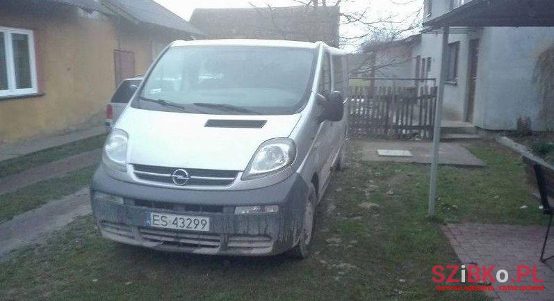 2004' Opel Vivaro photo #1