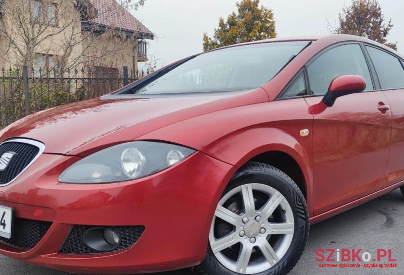 2005' SEAT Leon photo #1