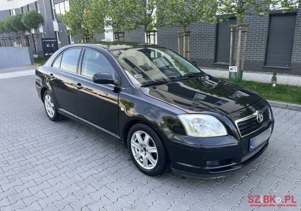 2004' Toyota Avensis 1.8 Vvt-I Sol photo #2