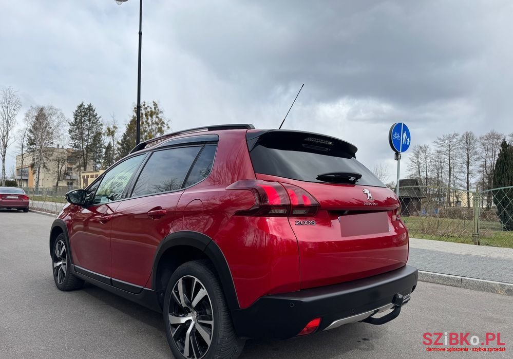 2017' Peugeot 2008 photo #6
