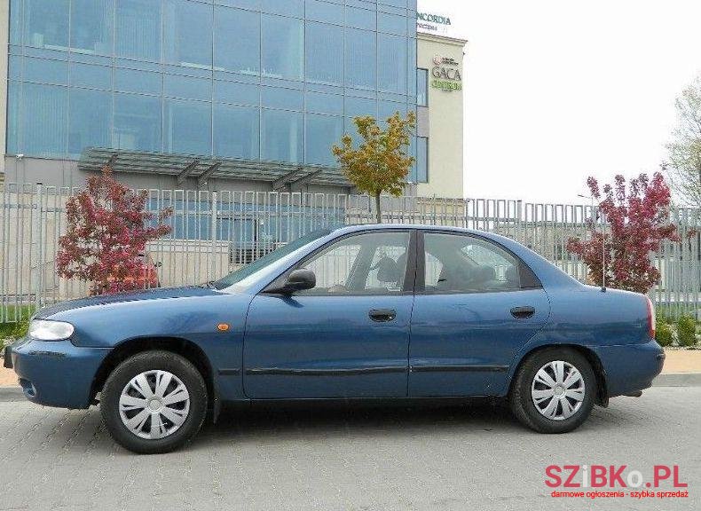1998' Daewoo Nubira photo #1