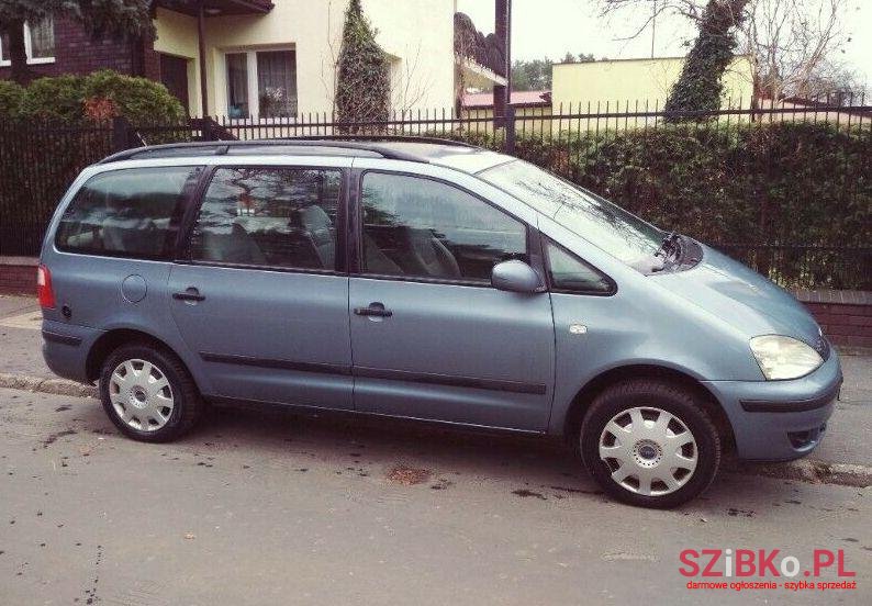 2002' Ford Galaxy photo #1