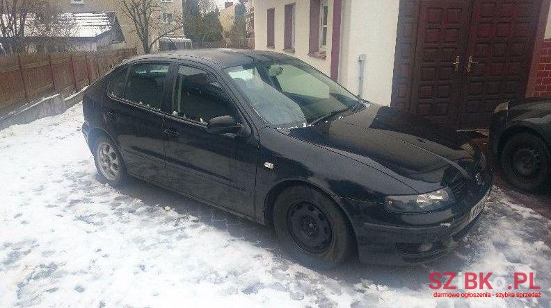 2001' SEAT Leon 1,9 TDI Anglik photo #1