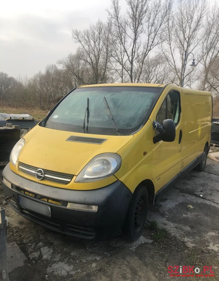 2001' Opel Vivaro photo #1