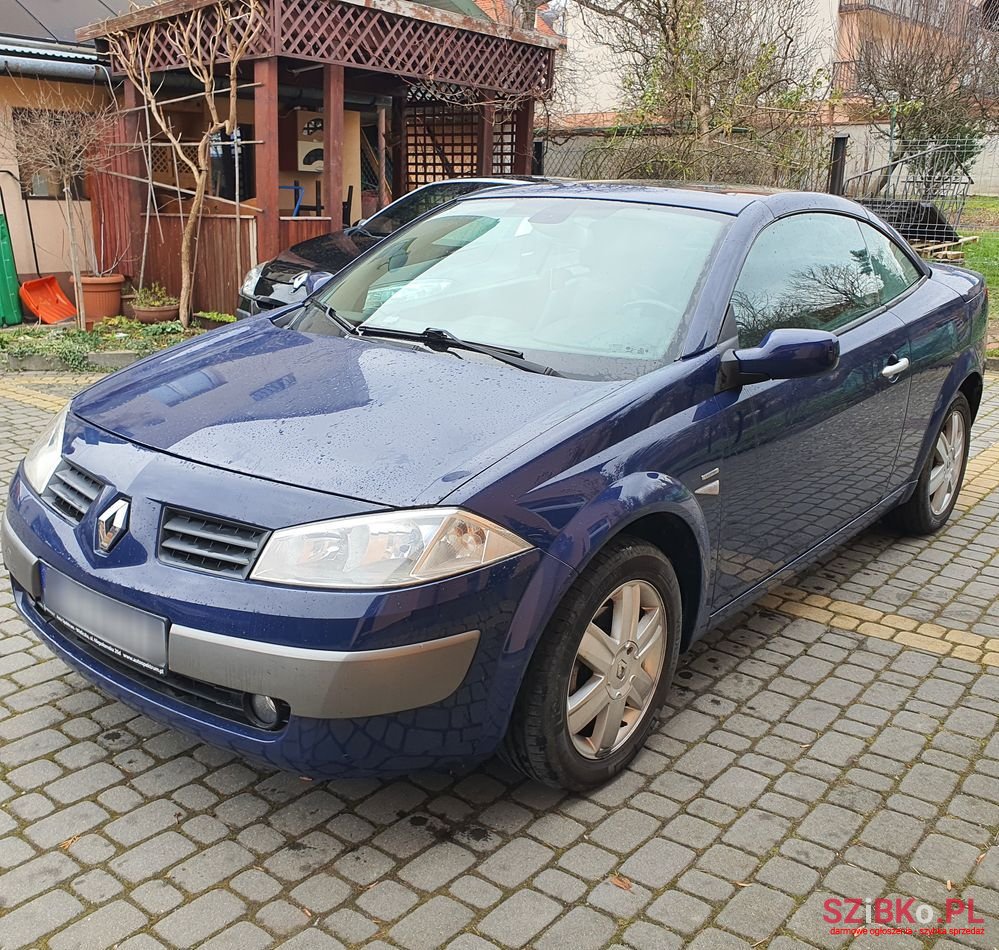 2005' Renault Megane photo #1