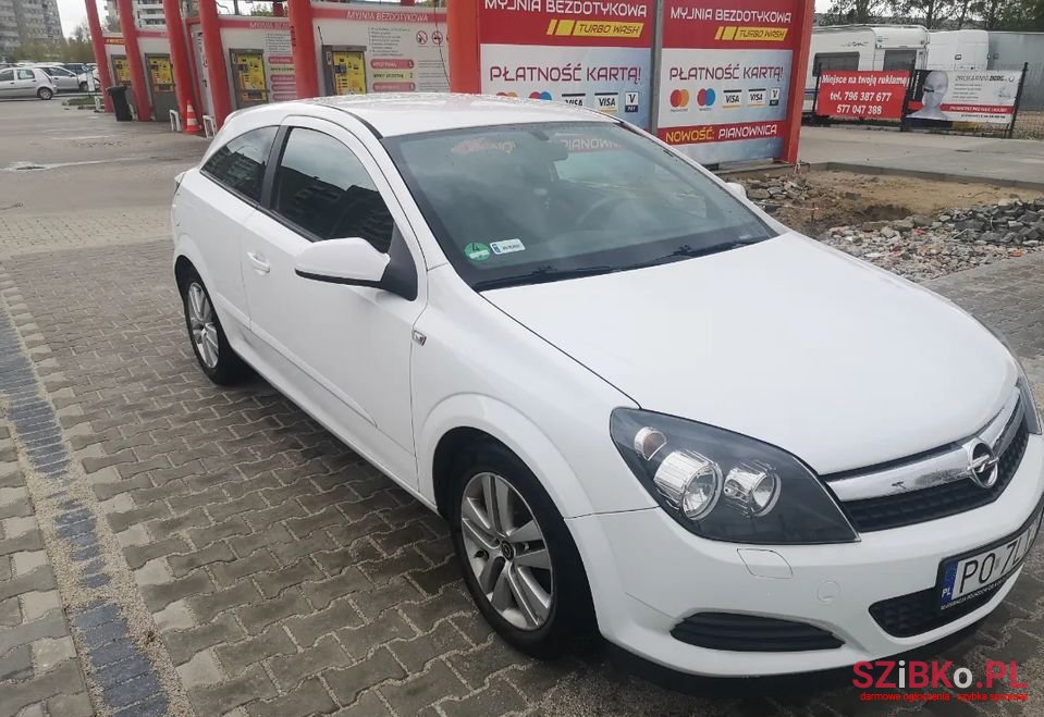 2009' Opel Astra photo #1