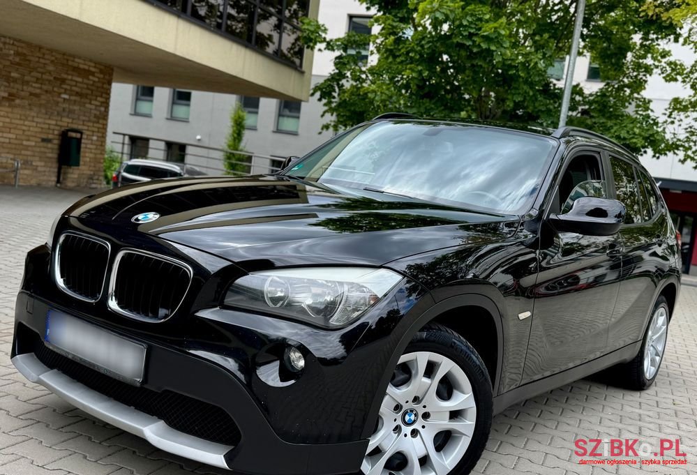 2011' BMW X1 Sdrive18D Xline photo #1