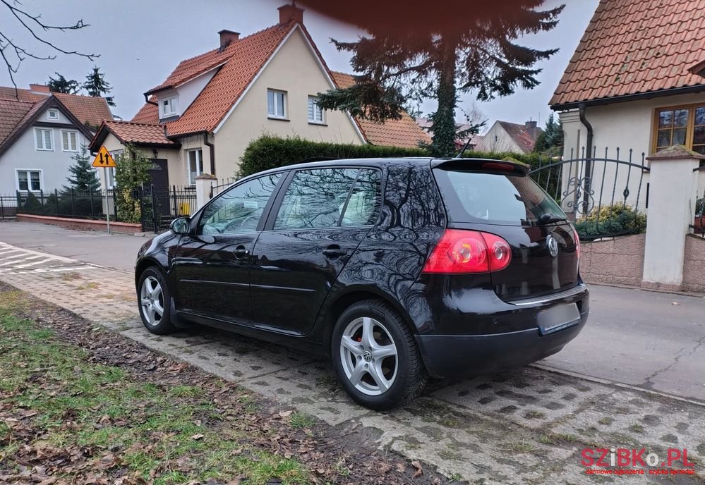 2007' Volkswagen Golf photo #6