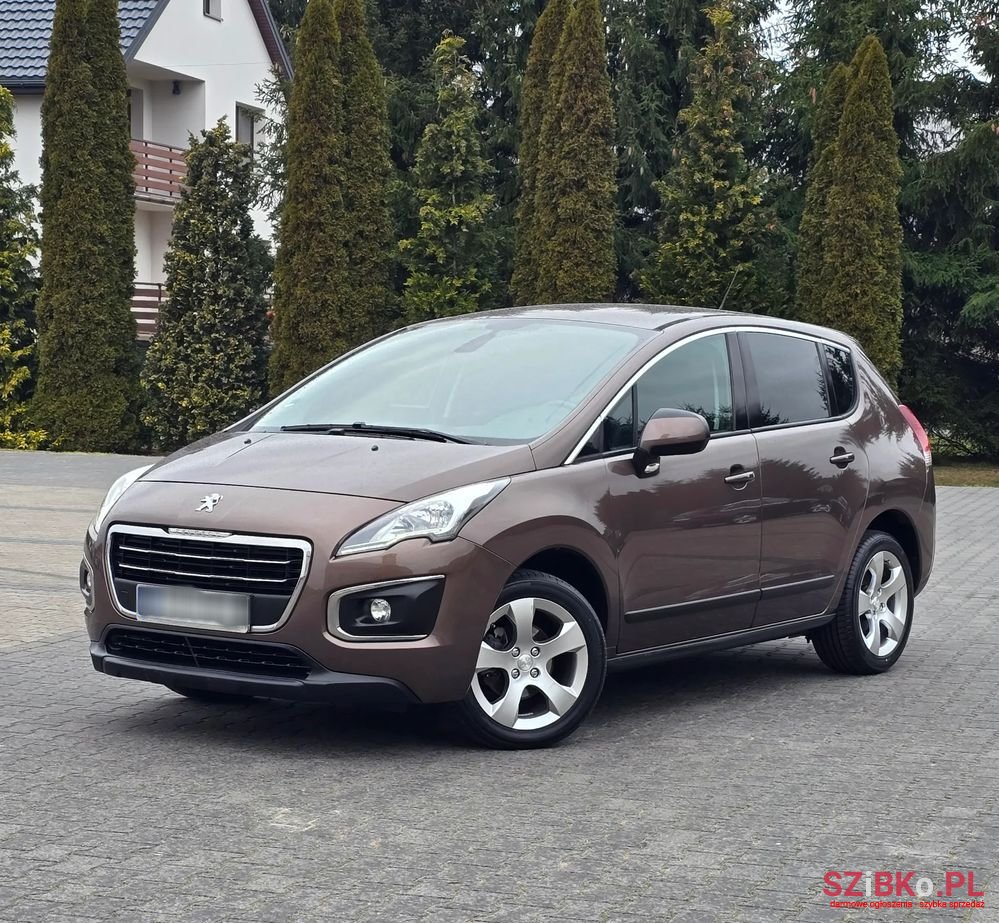 2014' Peugeot 3008 120 Vti Premium photo #2