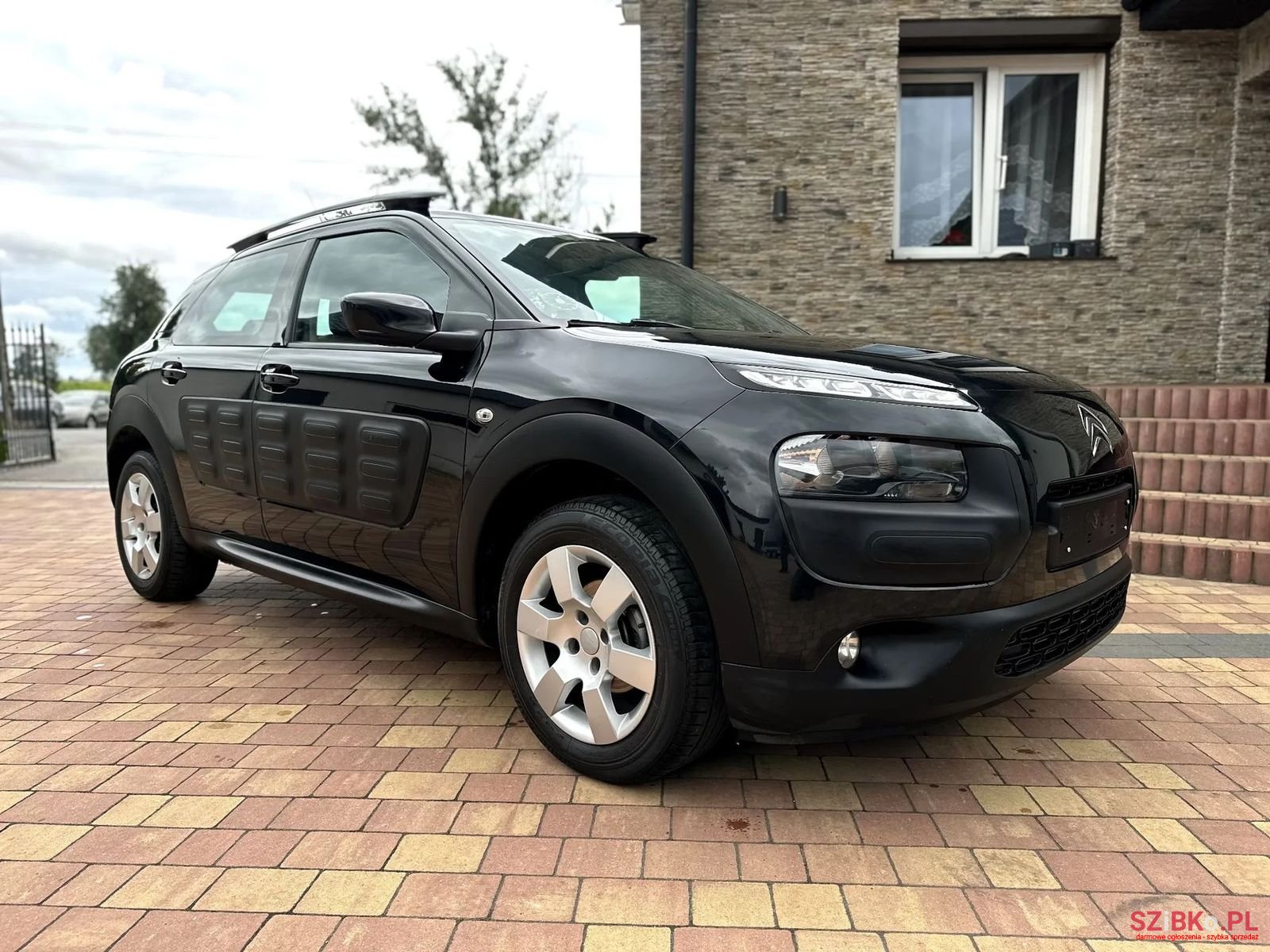 2014' Citroen C4 Cactus photo #3