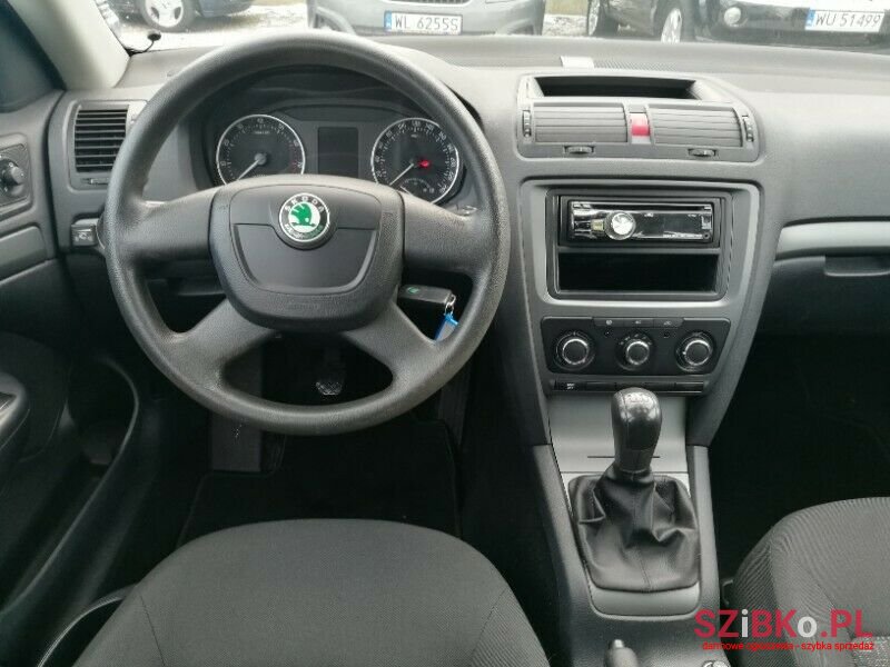 2011' Skoda Octavia photo #2
