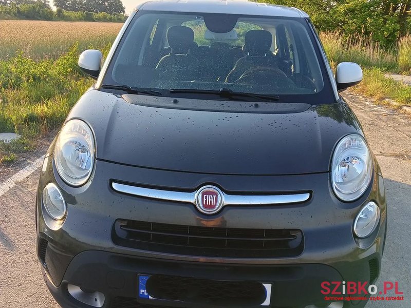 2016' Fiat 500L photo #1