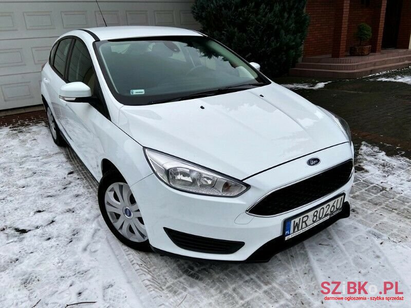 2016' Ford Focus photo #2