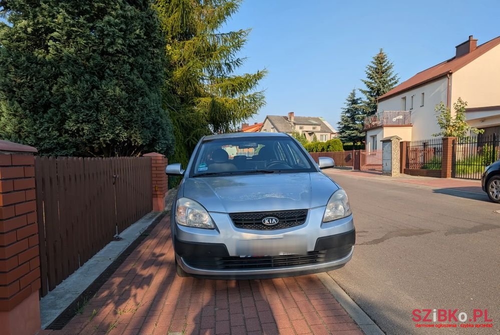 2006' Kia Rio 1.5 Crdi Comfort photo #3