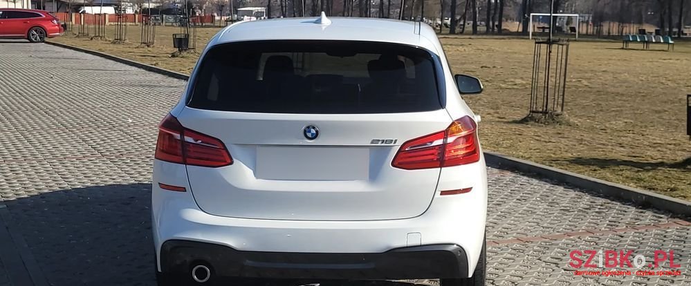 2020' BMW 2 Series 218I Active Tourer photo #3