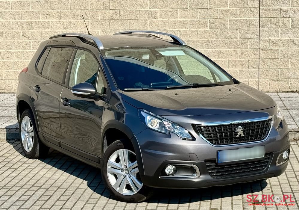 2019' Peugeot 2008 photo #2