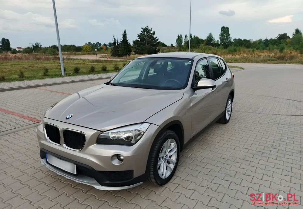 2015' BMW X1 Sdrive18I Sport Line photo #3