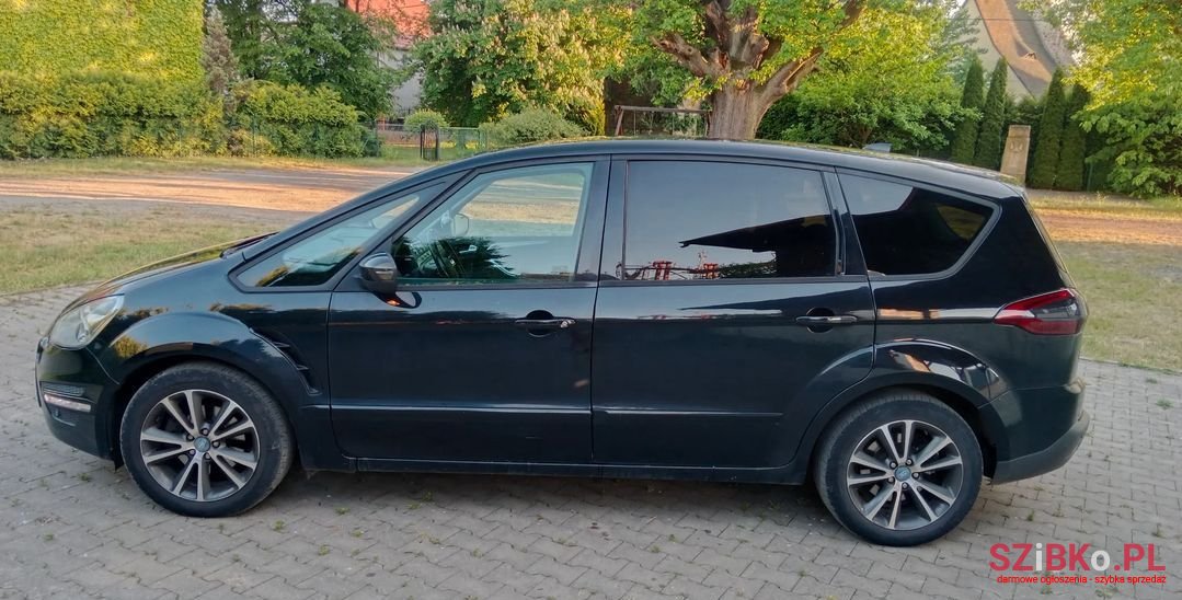 2012' Ford S-Max photo #4