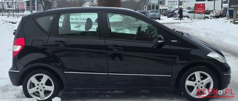 2009' Mercedes-Benz A-Class photo #5