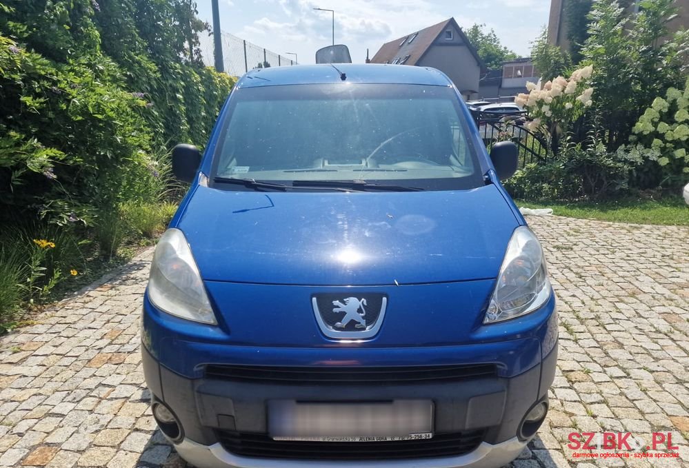 2010' Peugeot Partner 1.6 Hdi Trendy photo #2