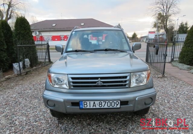 2004' Mitsubishi Pajero Pinin photo #3