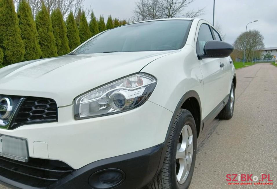 2010' Nissan Qashqai photo #1