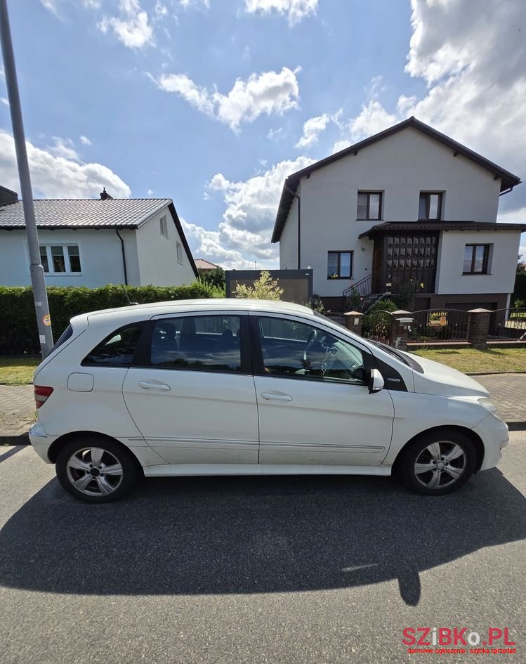2010' Mercedes-Benz B-Class photo #4