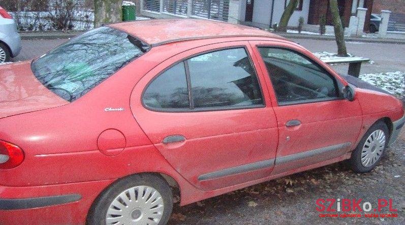 1999' Renault Megane photo #1