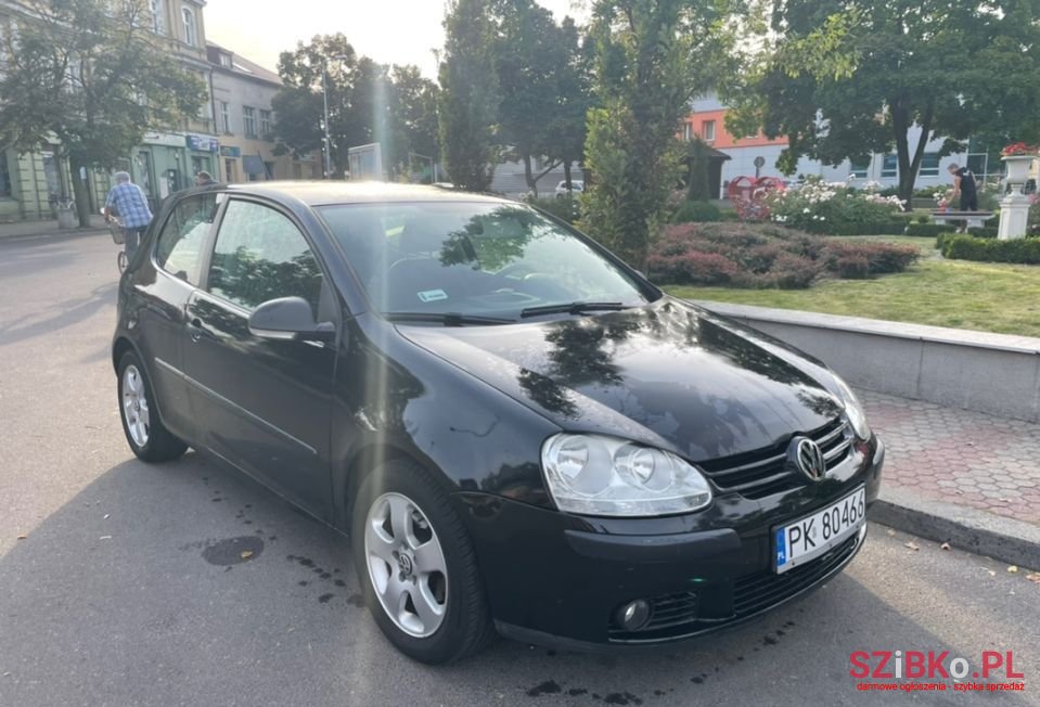 2007' Volkswagen Golf photo #3