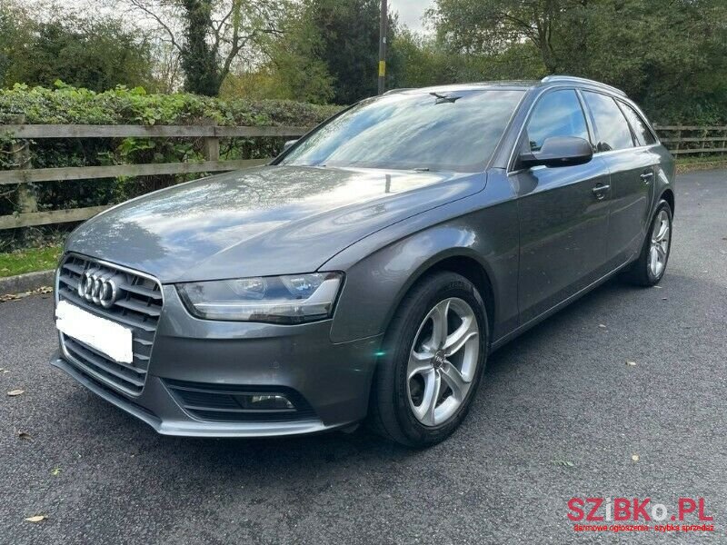 2012' Audi A4 photo #2