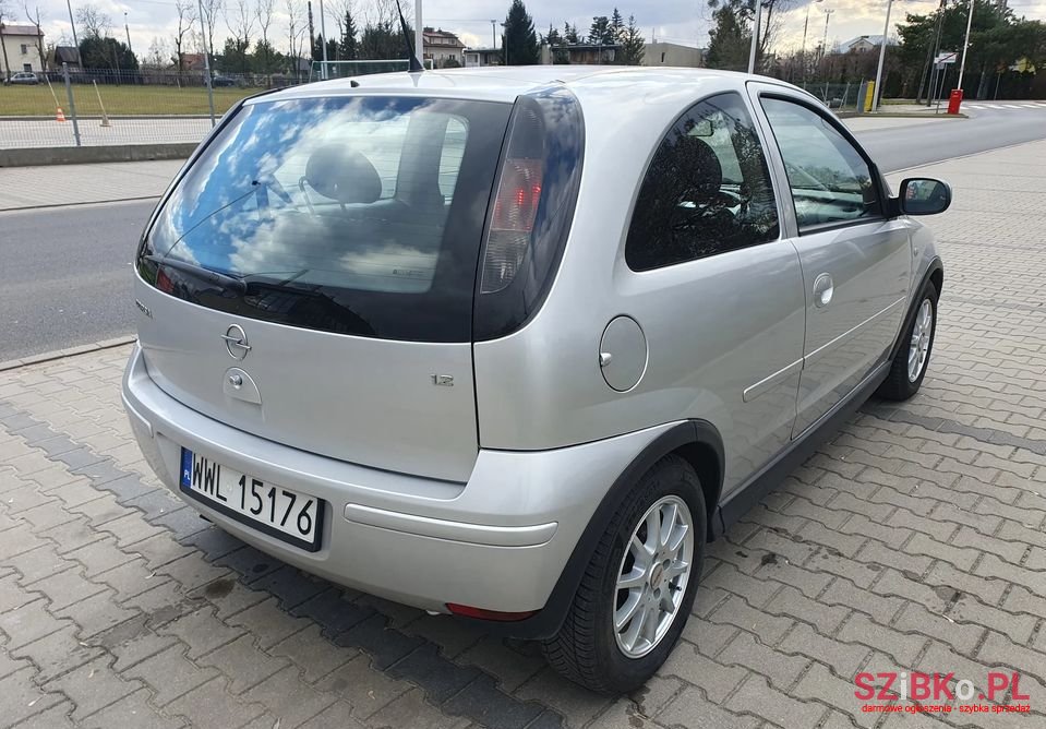 2005' Opel Corsa photo #6