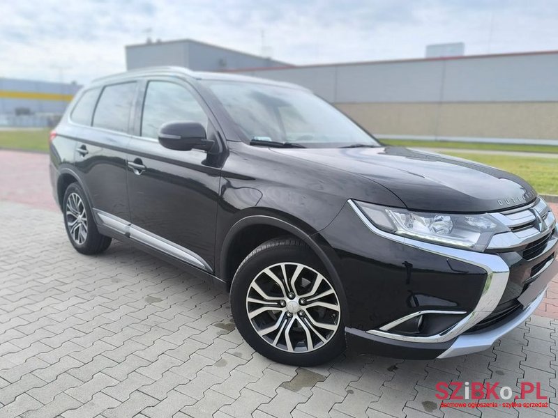 2016' Mitsubishi Outlander 2.0 Intense + 4Wd Cvt photo #1