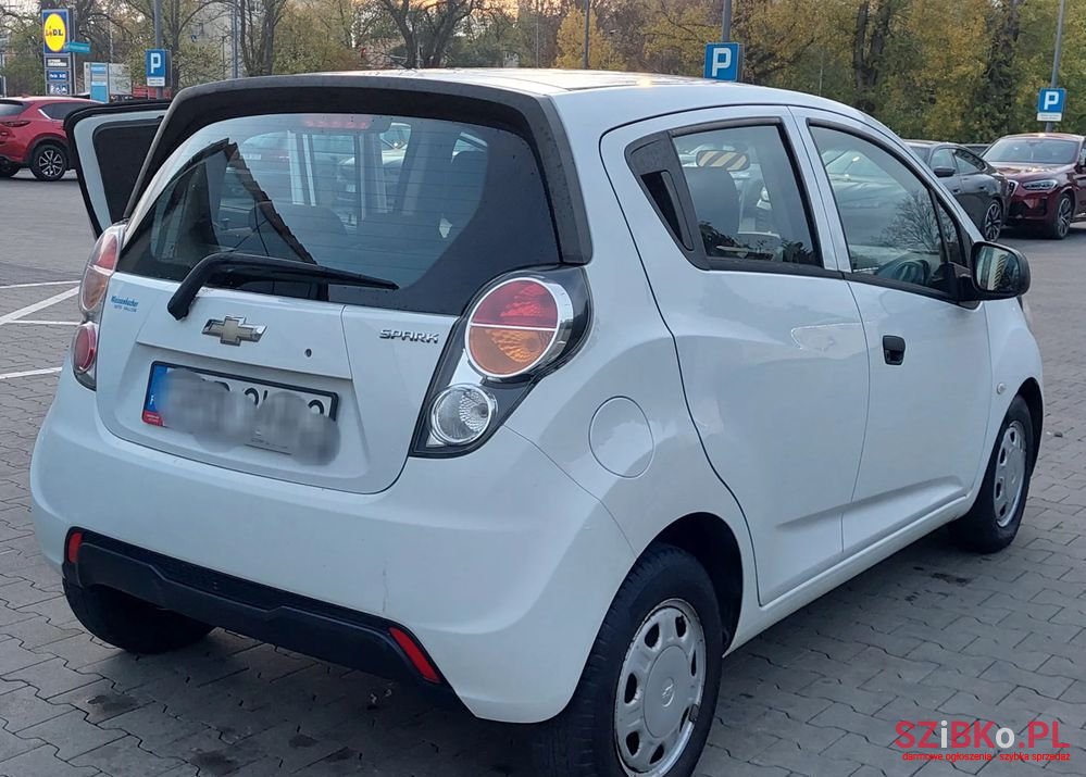 2012' Chevrolet Spark 1.0 photo #4