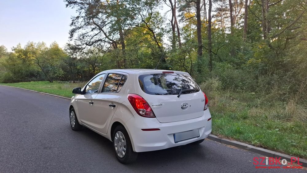 2013' Hyundai i20 1.25 Comfort photo #4