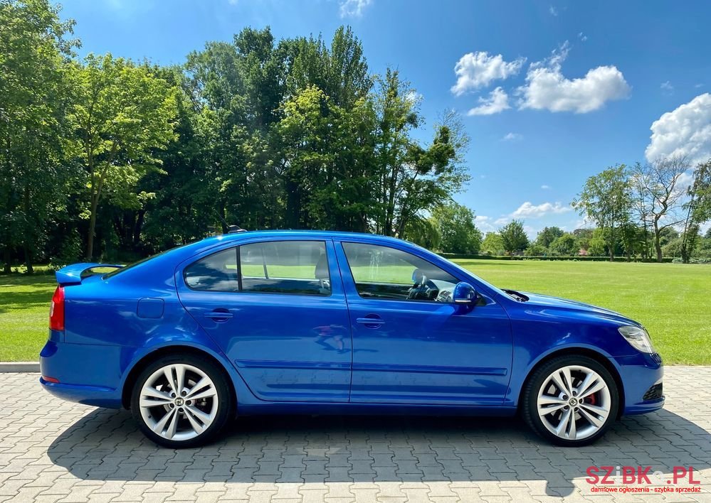 2012' Skoda Octavia 2.0 Tdi Dpf Rs photo #5