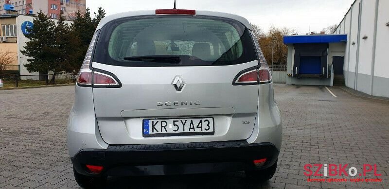 2012' Renault Scenic photo #5