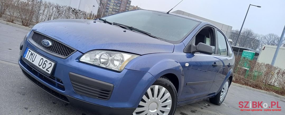 2007' Ford Focus photo #2