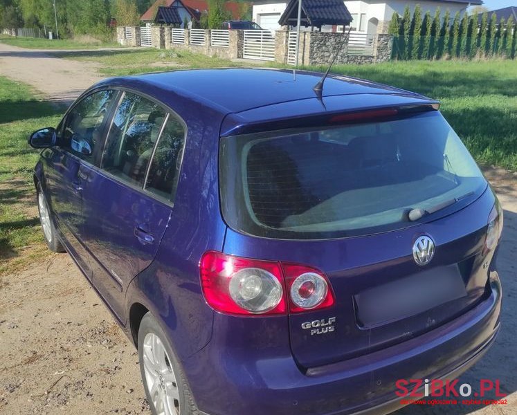 2008' Volkswagen Golf Plus photo #6