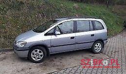 2000' Opel Zafira photo #1