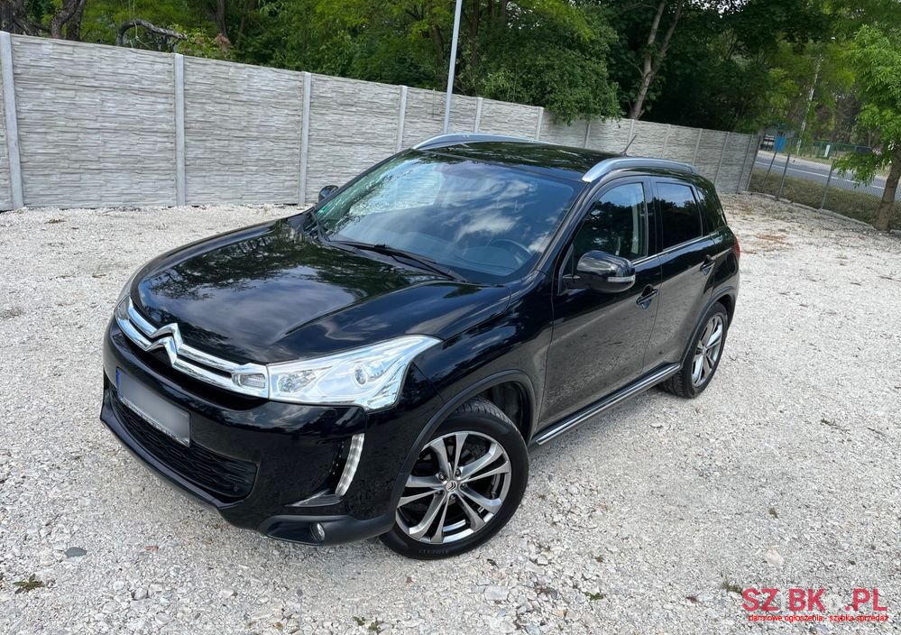 2013' Citroen C4 Aircross photo #3