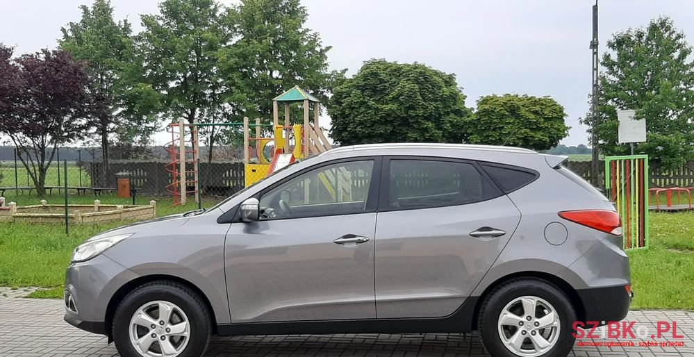 2011' Hyundai ix35 photo #4