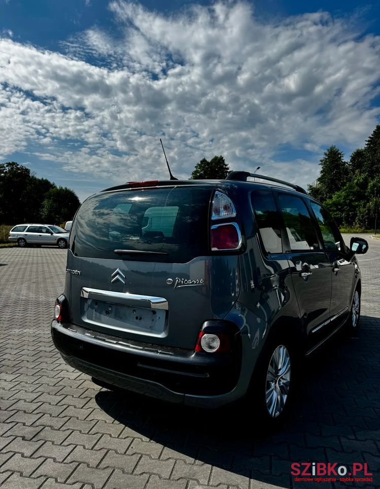 2009' Citroen C3 Picasso 1.6I Exclusive photo #5