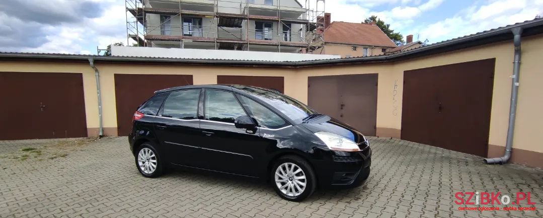 2009' Citroen C4 Picasso photo #1