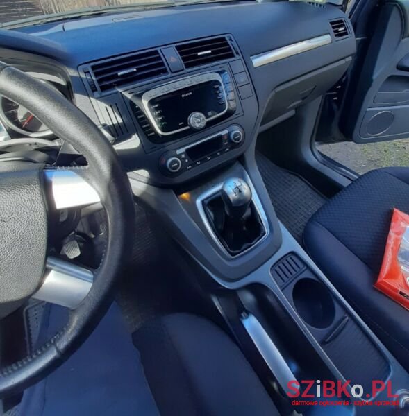 2008' Ford C-MAX photo #3