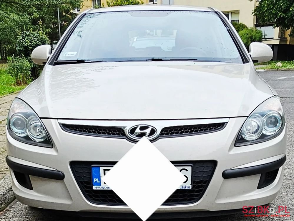2009' Hyundai i30 1.4 Classic + photo #1